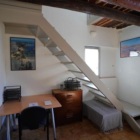 Maison De Village Provencal Ventabren Kültér fotó